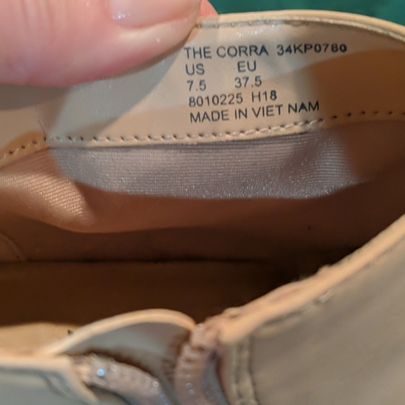 Katy Perry booties - Picture 4 of 8